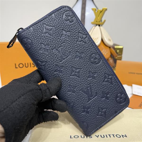 2026122105449770 690